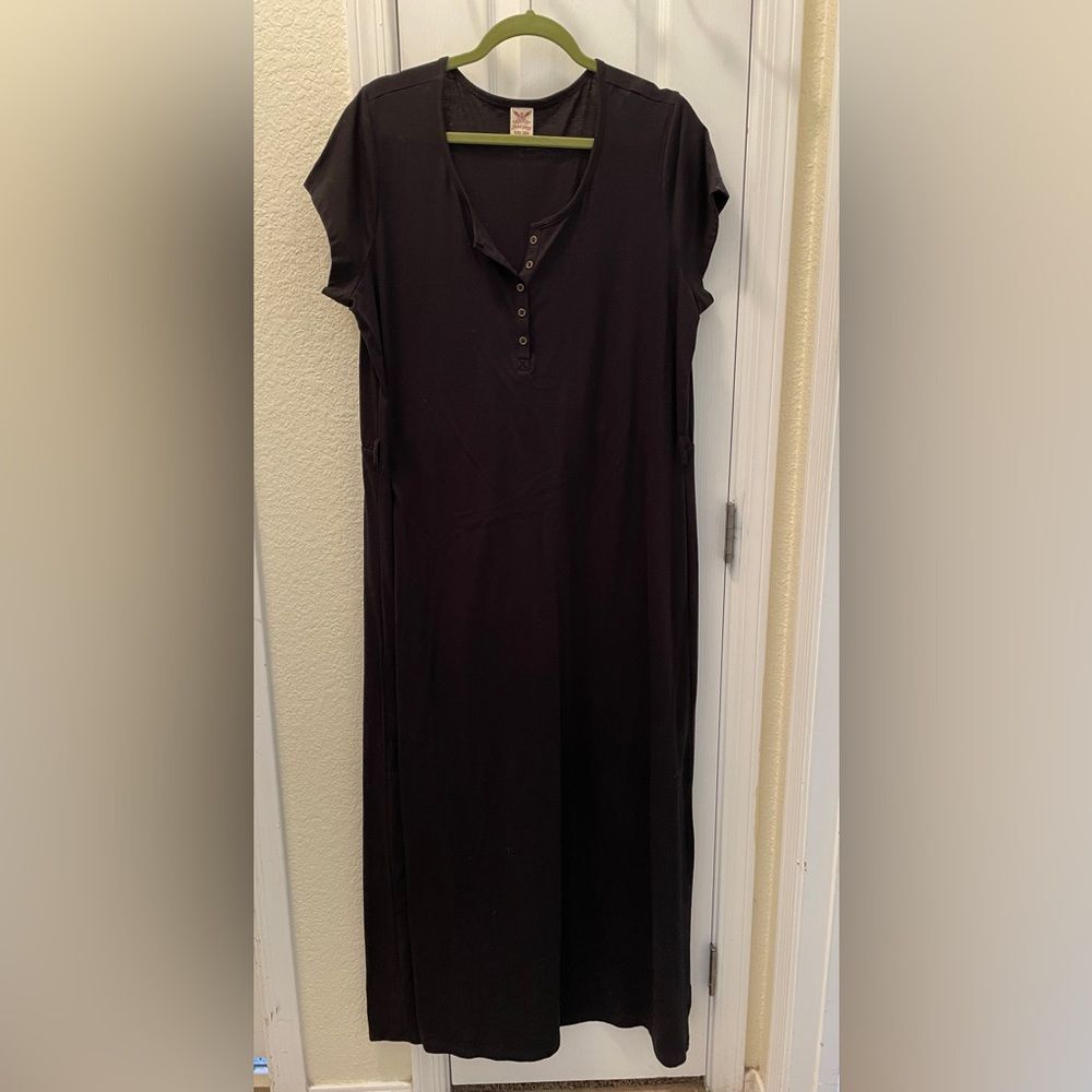 Faded Glory Black Polo Collar Maxi Dress